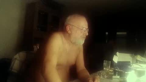 Snapshot of femdom_sub chatting on 09-14-25, 07:24 femdom_sub online show from 09-14-25, 07:24