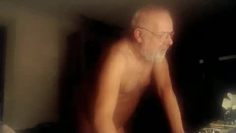 Snapshot of femdom_sub chatting on 09-25-25, 12:58 femdom_sub online show from 09-25-25, 12:58