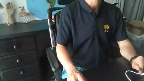 femdomsubby online show from 12-14-25, 03:23