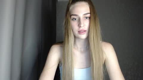 Femke online show from 01-08-25, 07:56