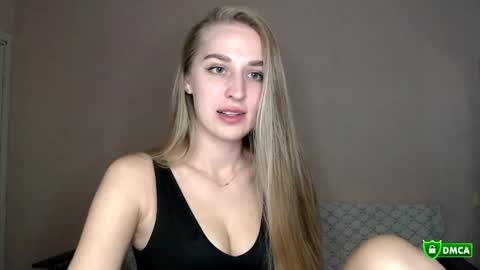 Femke online show from 05-19-26, 07:53
