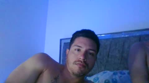 Snapshot of femsex122_ chatting on 05-31-26, 07:04 Nico online show from 05-31-26, 07:04