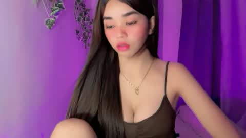 Snapshot of femylove chatting on 06-17-26, 06:27 YOUR BEAUTIFUL ASIANFHEMY online show from 06-17-26, 06:27