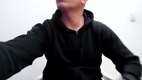 Snapshot of fer797 chatting on 11-03-25, 06:20 Fernando online show from 11-03-25, 06:20