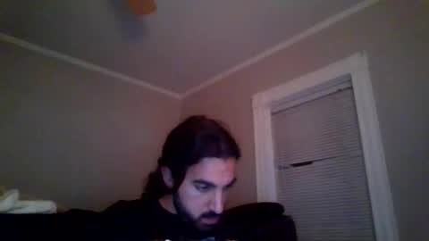 Snapshot of feralgbass chatting on 09-25-25, 05:44 feral online show from 09-25-25, 05:44