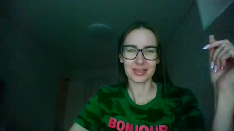 Snapshot of feraliss chatting on 07-04-26, 03:18 feraliss online show from 07-04-26, 03:18