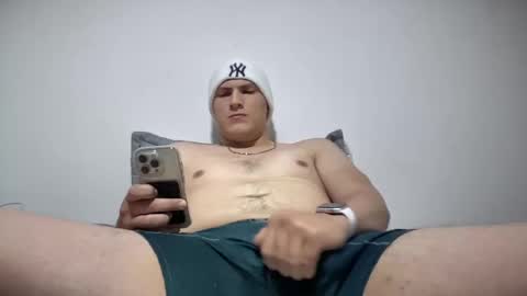 ferboy21 online show from 10-24-25, 02:41
