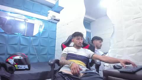 Snapshot of ferchodaniels chatting on 03-07-25, 08:11 Daniel Fernando online show from 03-07-25, 08:11