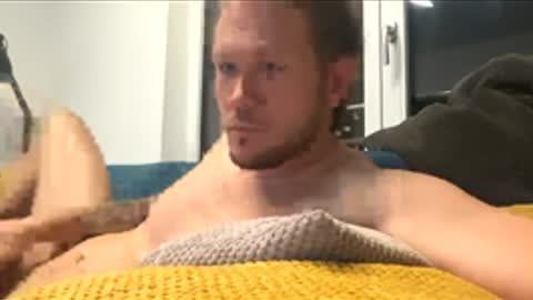 ferdl1988_1 online show from 03-15-26, 10:49