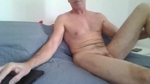 fergi1999 online show from 10-18-25, 08:15