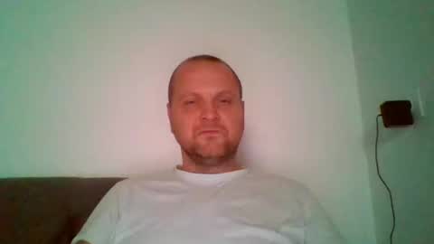 Snapshot of ferkooo111 chatting on 12-13-24, 04:22 Dorotheo online show from 12-13-24, 04:22