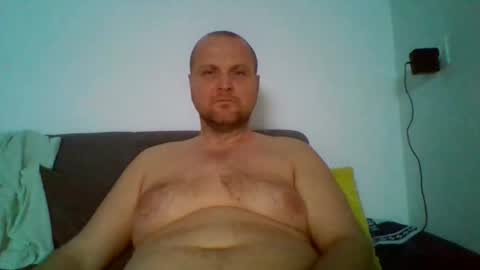 Snapshot of ferkooo111 chatting on 01-17-25, 05:21 Dorotheo online show from 01-17-25, 05:21