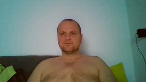 Snapshot of ferkooo111 chatting on 01-27-25, 04:41 Dorotheo online show from 01-27-25, 04:41