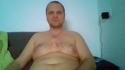 Snapshot of ferkooo111 chatting on 02-12-25, 04:23 Dorotheo online show from 02-12-25, 04:23