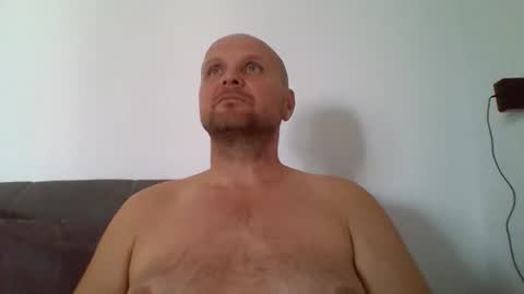 Snapshot of ferkooo111 chatting on 09-12-25, 08:36 Dorotheo online show from 09-12-25, 08:36