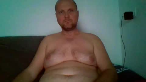 Snapshot of ferkooo111 chatting on 10-29-25, 05:10 Dorotheo online show from 10-29-25, 05:10