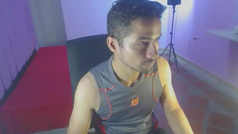 Snapshot of fermingomez1 chatting on 02-08-26, 12:03 fermingomez1 online show from 02-08-26, 12:03