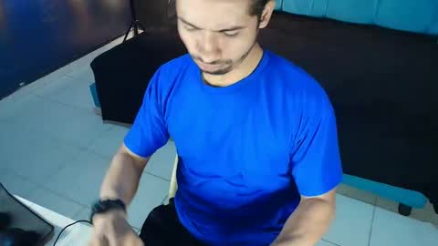 Snapshot of fermingomez1 chatting on 02-10-26, 12:59 fermingomez1 online show from 02-10-26, 12:59