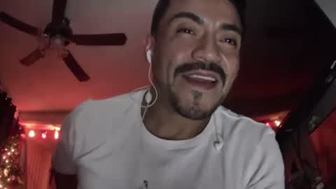 Snapshot of fernand89 chatting on 12-30-24, 06:20 fernand89 online show from 12-30-24, 06:20