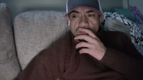 Snapshot of fernand89 chatting on 02-05-25, 06:46 fernand89 online show from 02-05-25, 06:46