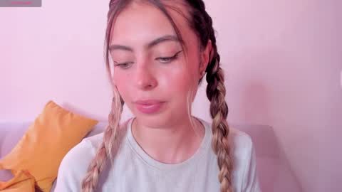 fernanda  online show from 04-08-26, 03:01