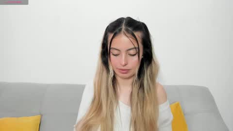 Snapshot of fernanda_aaa chatting on 05-15-26, 02:24 fernanda online show from 05-15-26, 02:24