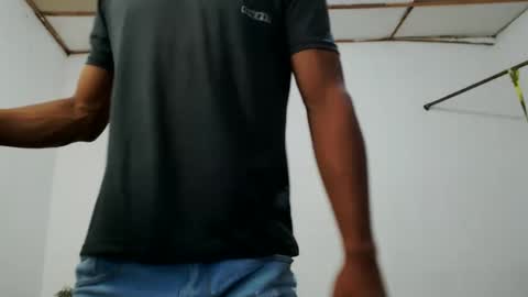 fernandez_latinblack online show from 01-04-25, 03:07