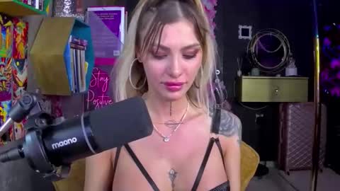 Sarah online show from 05-09-26, 07:52