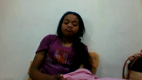 Snapshot of fetranialdy chatting on 06-12-26, 03:49 fetranialdy online show from 06-12-26, 03:49