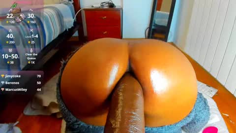 Snapshot of fexiblebody chatting on 02-07-25, 12:06 FEXIBLEBODY followe guys in chaturbatehello b online show from 02-07-25, 12:06