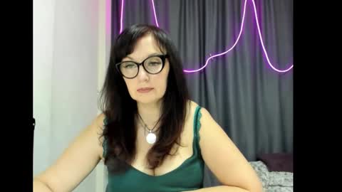 Milana online show from 11-16-25, 05:13