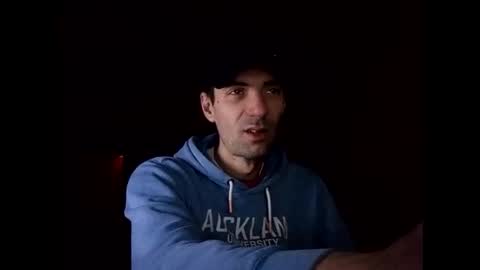 Raised in 90s online show from 01-16-26, 10:25