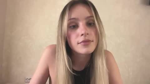 Lisa online show from 12-14-25, 10:42