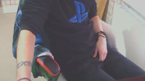 Snapshot of ffys2025 chatting on 12-29-24, 11:40 ffys2025 online show from 12-29-24, 11:40