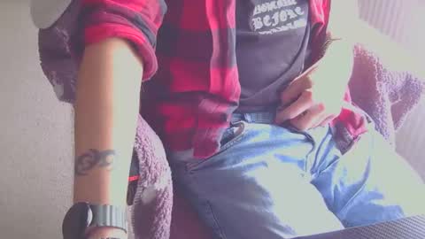 Snapshot of ffys2025 chatting on 10-05-25, 11:41 ffys2025 online show from 10-05-25, 11:41