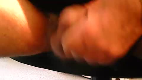 Snapshot of fh1963 chatting on 01-14-26, 01:17 fh1963 online show from 01-14-26, 01:17