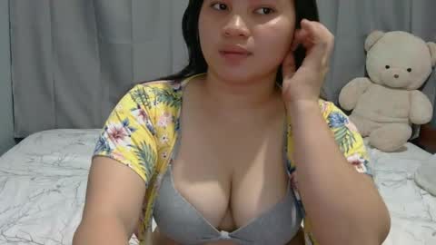 fhwilloughbyxx online show from 04-23-26, 08:35