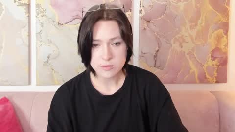 fiamoory online show from 04-06-26, 07:53