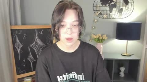 fiamoory online show from 04-11-26, 08:29