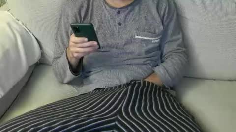 Snapshot of fidelio89 chatting on 05-17-26, 08:16 Fid online show from 05-17-26, 08:16
