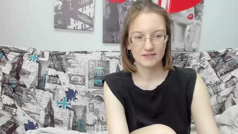 Snapshot of fiery__mary chatting on 02-17-25, 12:05 Mary online show from 02-17-25, 12:05