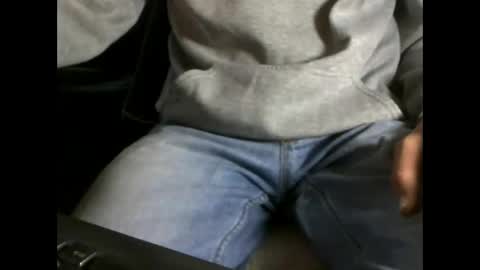 fifi010203 online show from 11-04-25, 07:07