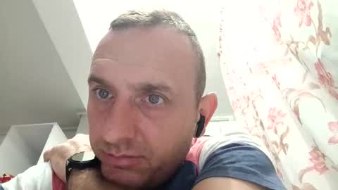 Nick online show from 11-19-25, 06:24