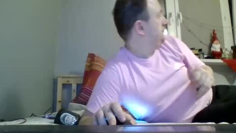Snapshot of filipek757 chatting on 01-07-25, 06:35 filipek757 online show from 01-07-25, 06:35