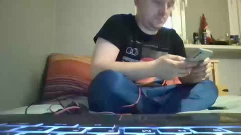 Snapshot of filipek757 chatting on 01-31-25, 06:14 filipek757 online show from 01-31-25, 06:14
