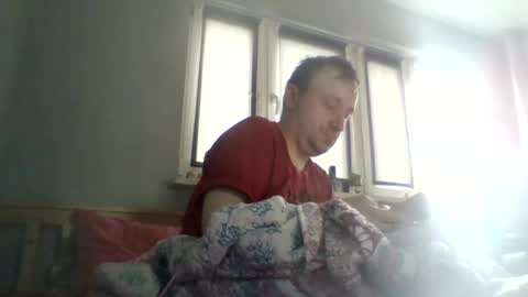 Snapshot of filipek757 chatting on 06-15-26, 07:54 filipek757 online show from 06-15-26, 07:54