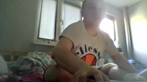 Snapshot of filipek757 chatting on 06-18-26, 06:46 filipek757 online show from 06-18-26, 06:46
