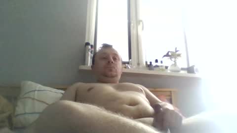Snapshot of filipek757 chatting on 07-02-26, 07:58 filipek757 online show from 07-02-26, 07:58
