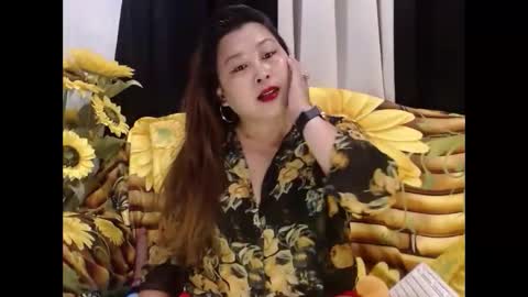 Snapshot of filipinasweetheart chatting on 04-15-26, 11:28 Yhen online show from 04-15-26, 11:28