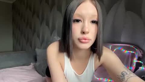 fillypi2 online show from 06-15-26, 01:02